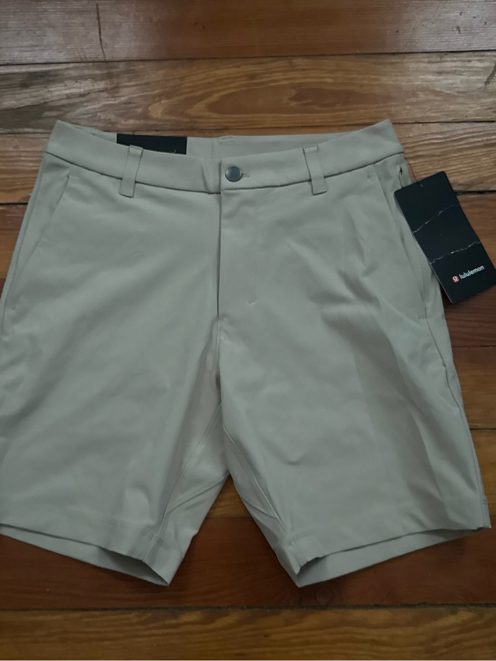 Lululemon Commission 7” Shorts Men’s 28 Tan